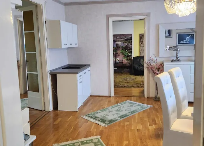 Gazde/Camere de închiriat Marytilla *